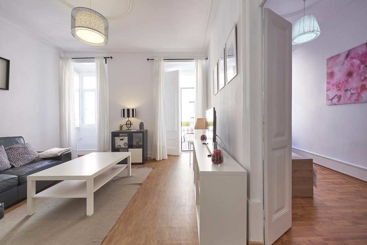 Apartamento T3 In Casa Da Mariquinhas Lisboa