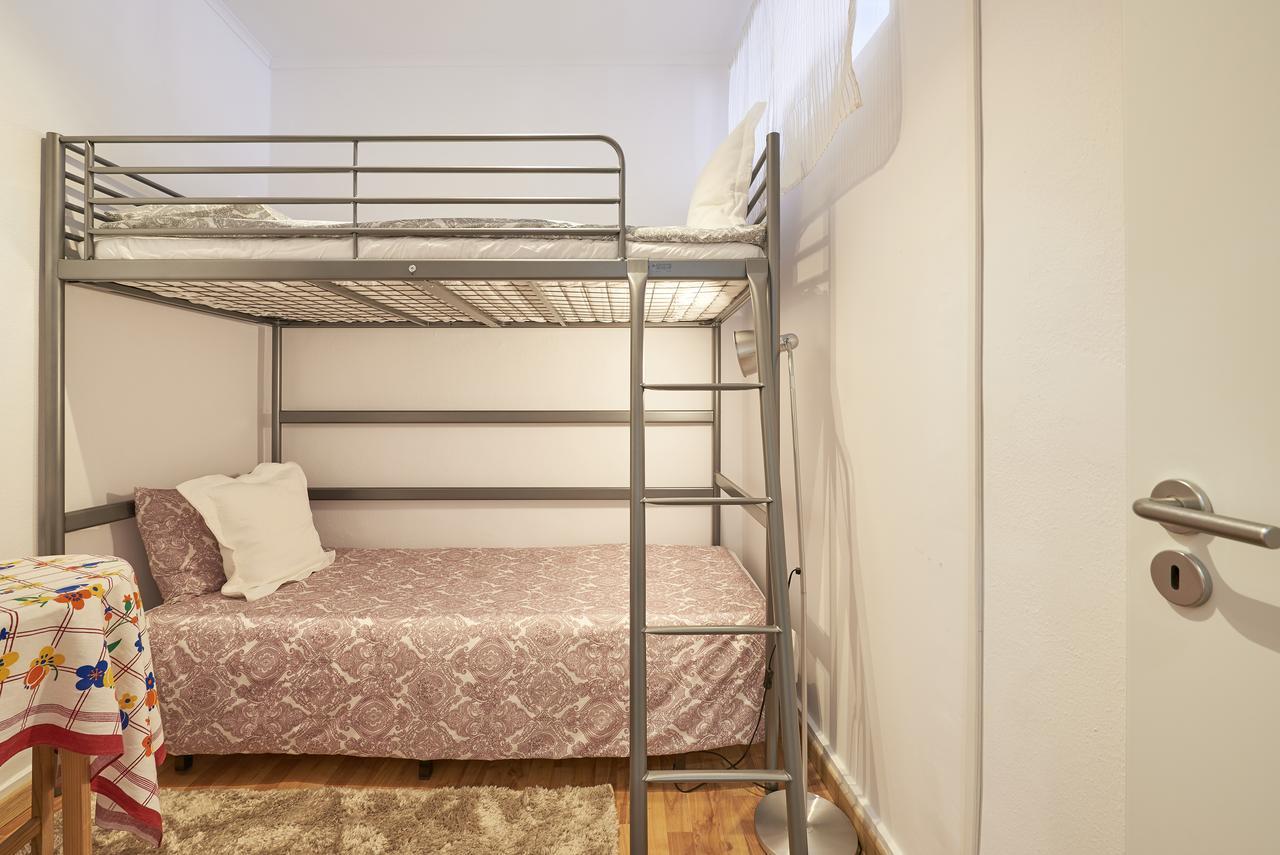 Apartamento T3 In Casa Da Mariquinhas Lisboa
